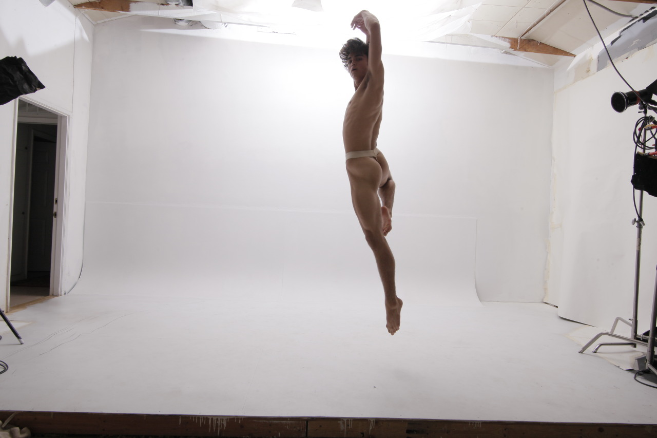 chadallenortiz:  Dancer Chad Allen OrtizFrom Nickerson Rossi Dance CompanyShoot by