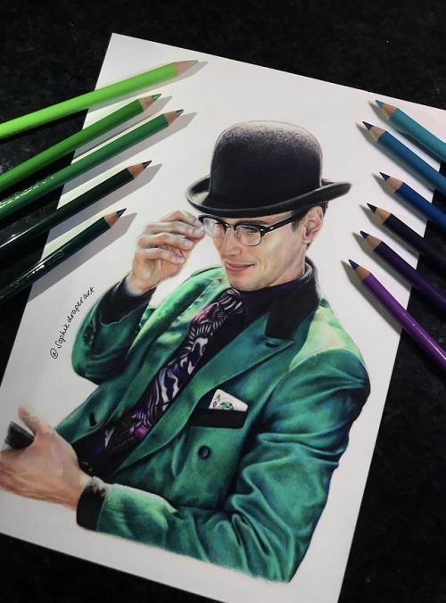 gothamfox:What has two eyes but can’t see?Hope you like my A4 colour pencil drawing of Ed Nygma/Ridd
