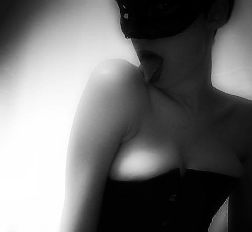 cuoredicartablog:Non consigliarmi. So peccare da me.Raffaele Direnzo