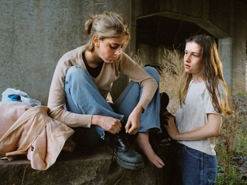 gee2dich:“The Lawless Energy of Teen Girls” reflects on Justine Kurland’s photo series “Girl Pictures,” shot between 1997 and 2002.