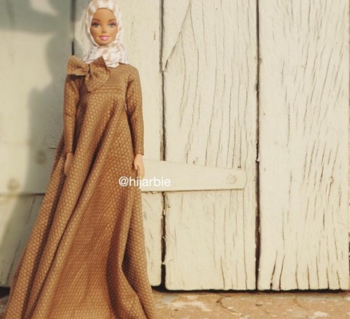 ummahboutique:  Meet Hijarbie, The Mini Hijab-Wearing Fashionista  24-year-old Haneefah Adam of Nige
