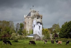 minervaminerva:  shephaestion:The Republic of Ireland is set to vote on May 22 on a proposal to introduce civil same-sex marriage.Ahead of the vote, artists across Ireland have worked on a number of murals featuring same-sex couples – with artist Joe