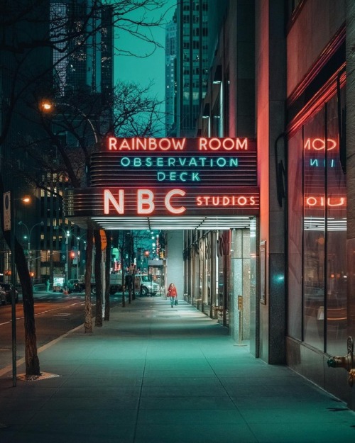 archatlas: New York, By The Way: Urban Photography by Ludwig FavreSurreal neon and pastel colors p