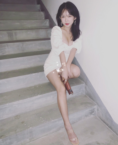 qwertysammyboy:malaysiachioss:malaysiachioss:malaysiachioss:malaysiachioss:Whoa… She’s amazing!