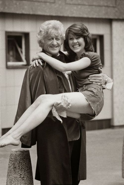 Elisabeth Sladen in a lovely promo for Dr Who with Jon Pertwee.