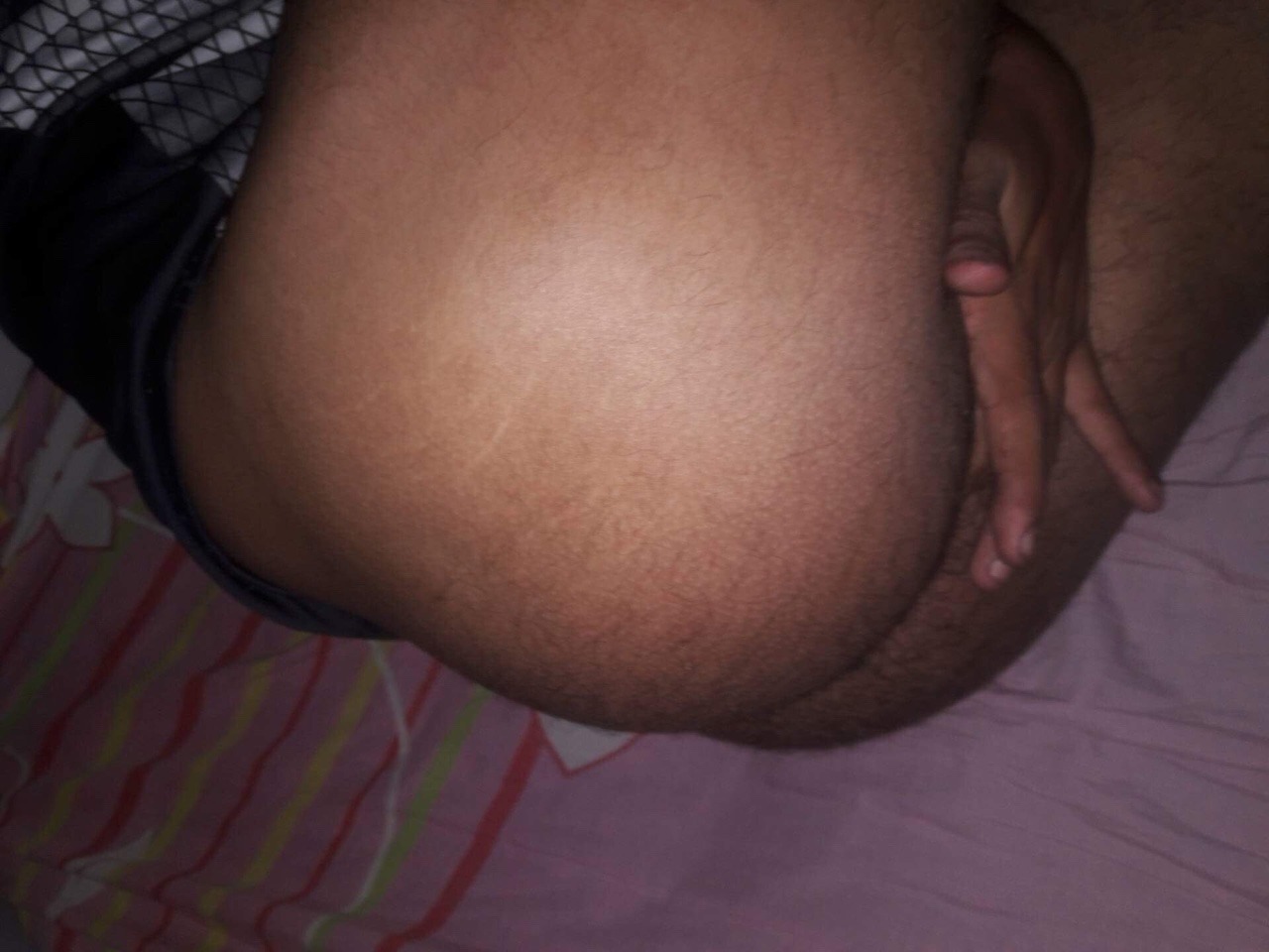 jovenesgay123:David mesa, todo lo que hace un hetero para ver una vagina 