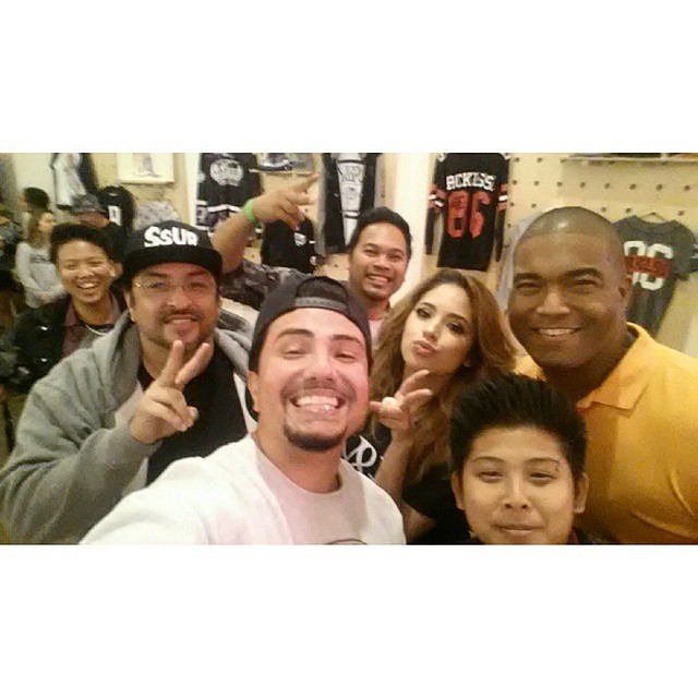 villegas-news:  criscokidd: At the @jasminevillegas #ThatsMeRightThere EP release