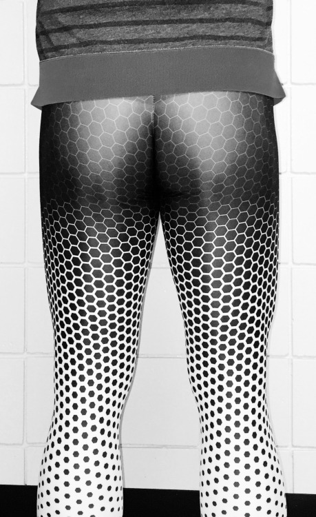 gaborabeeba:  Keto Dancewear = AMAZING!  Great fabric, great feel, great design! 