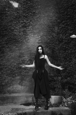 the-gothic-princess: Photographer: Kimberly