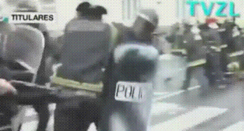 kropotkindersurprise: Spain 2012 - Riot police attack protesting firefighters. Never