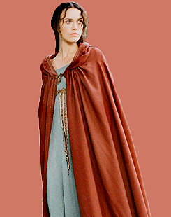 guineverefan:Costume Meme: Guinevere’s teal dress - King Arthur (2004)Costumes by: Penny Rose 