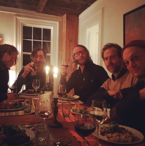 dessnering: Nice to have a few old comrades @ntnl over for dinner [x]