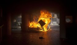 fuckyeahanarchopunk:  Protesters burned the town hall of Iguala (Guerrero, Mexico) in protest for the 43 students disappeared