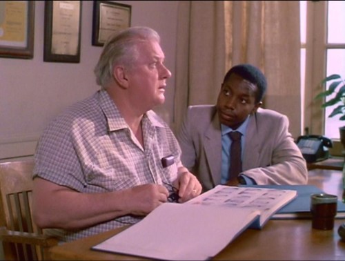 Stand Alone (1985) -Charles Durning as Louis ThibadeauHere’s a few things I’ve notice in this scen