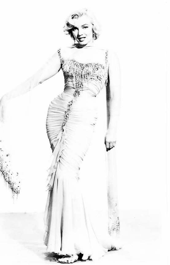 eternalmarilynmonroe:  Marilyn Monroe in a wardrobe test for Gentlemen Prefer Blondes,