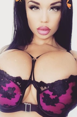 perfectbimbofuck:  Aysha Soper