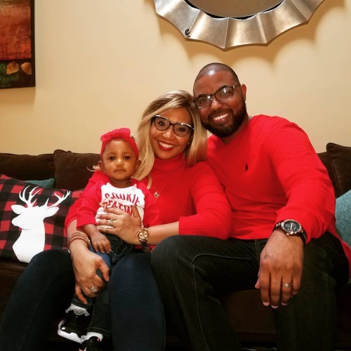 <p>Merry Christmas Everyone from The Pulleys! 🎅🏾🤶🏽💎🎁🎄🎁<br/>
<a href="https://www.instagram.com/p/CJPjuTrBq_X/?igshid=1hne9lr5ncfwy" target="_blank">https://www.instagram.com/p/CJPjuTrBq_X/?igshid=1hne9lr5ncfwy</a></p>