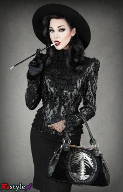 victorian-goth:Victorian Goth