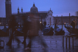 20aliens: ITALY. Venice. 2003Gueorgui Pinkhassov