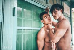 evianguy:  Hawt Asian Stud! 