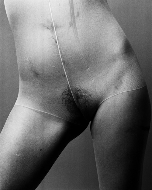 XXX boulez33:  allsexual:  vanishingflesh:  Nigel photo