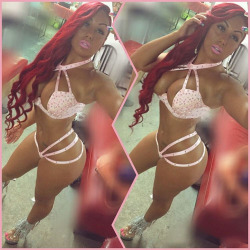 worldstarhoney:  stripper-locker-room:  5starjazziii