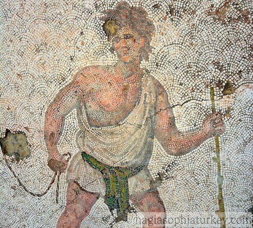 romebyzantium:Great Palace Mosaics: hagiasophiaturkey.com/great-palace-mosaic-museum/ T