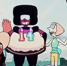 pearl-likes-pi:  fusion-mom:  sardonyxmas:   I JUST NOTICED THE CANDLES ARE RED AND