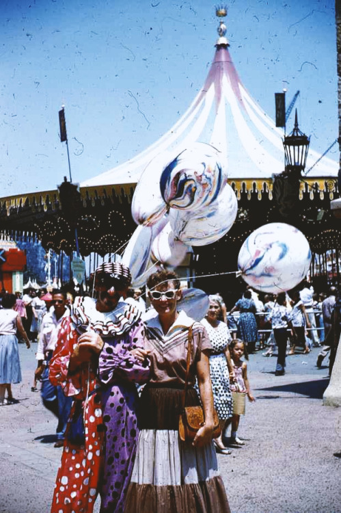 the-disney-elite:Let’s visit Disneyland in the 1950s: Fantasyland