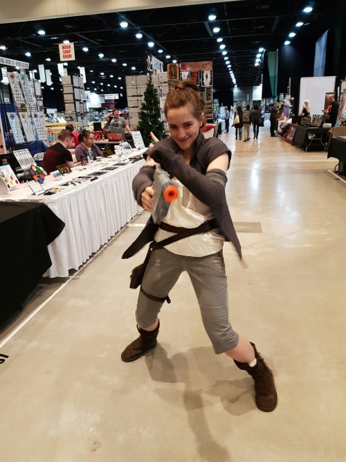 Guys! Here’s V1 of my Rey costume! This is my first cosplay ever, annnd I sewed the vest all b