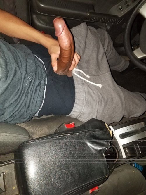 pullback718:  Who can drive a stick shift? 