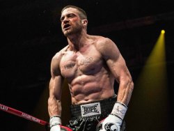 hothunksbubblebutts:JAKE GYLLENHAAL SHOWS OFF RIPPED NEW BOD IN FIRST TRAILER FOR “SOUTHPAW”