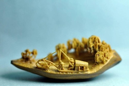 changan-moon:chinese cultural heritage | microscopic carvings on nut shell via 中国设计品牌中心