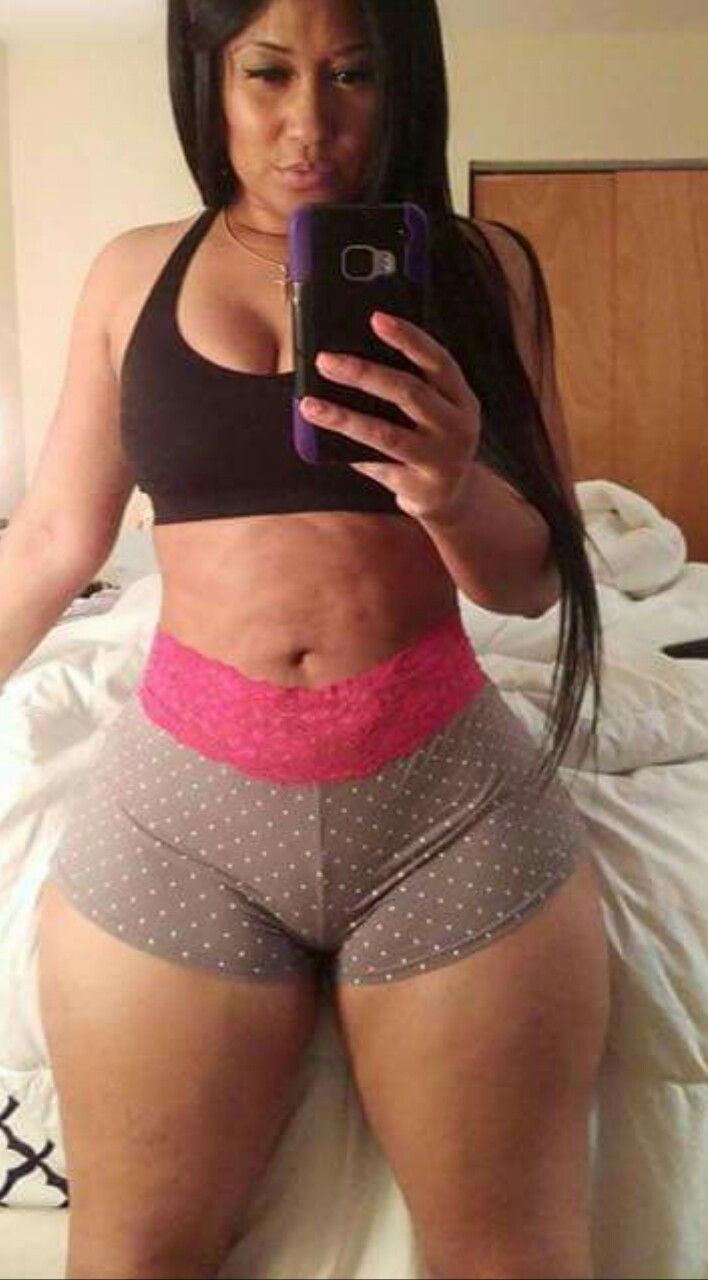 she2damnthick:  She Kinda Look Like Niki