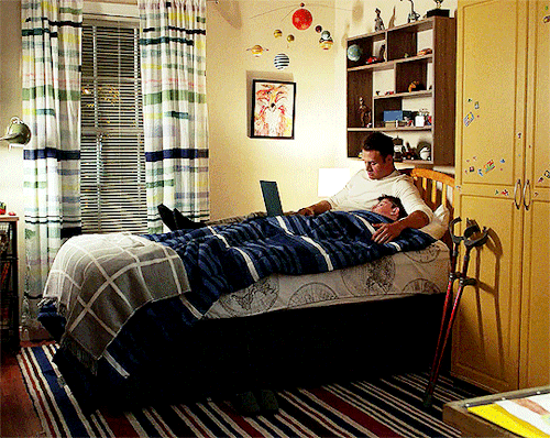 eddiediazdaily: Eddie and Christopher in Chris’ room