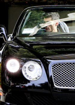  Zayn hired a £120,00 convertible Bentley.