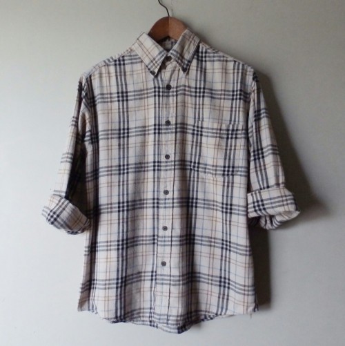 littlevisionsthrift: Plaid flannel button down shirt. Size Small. LittleVisionsThrift.etsy.com