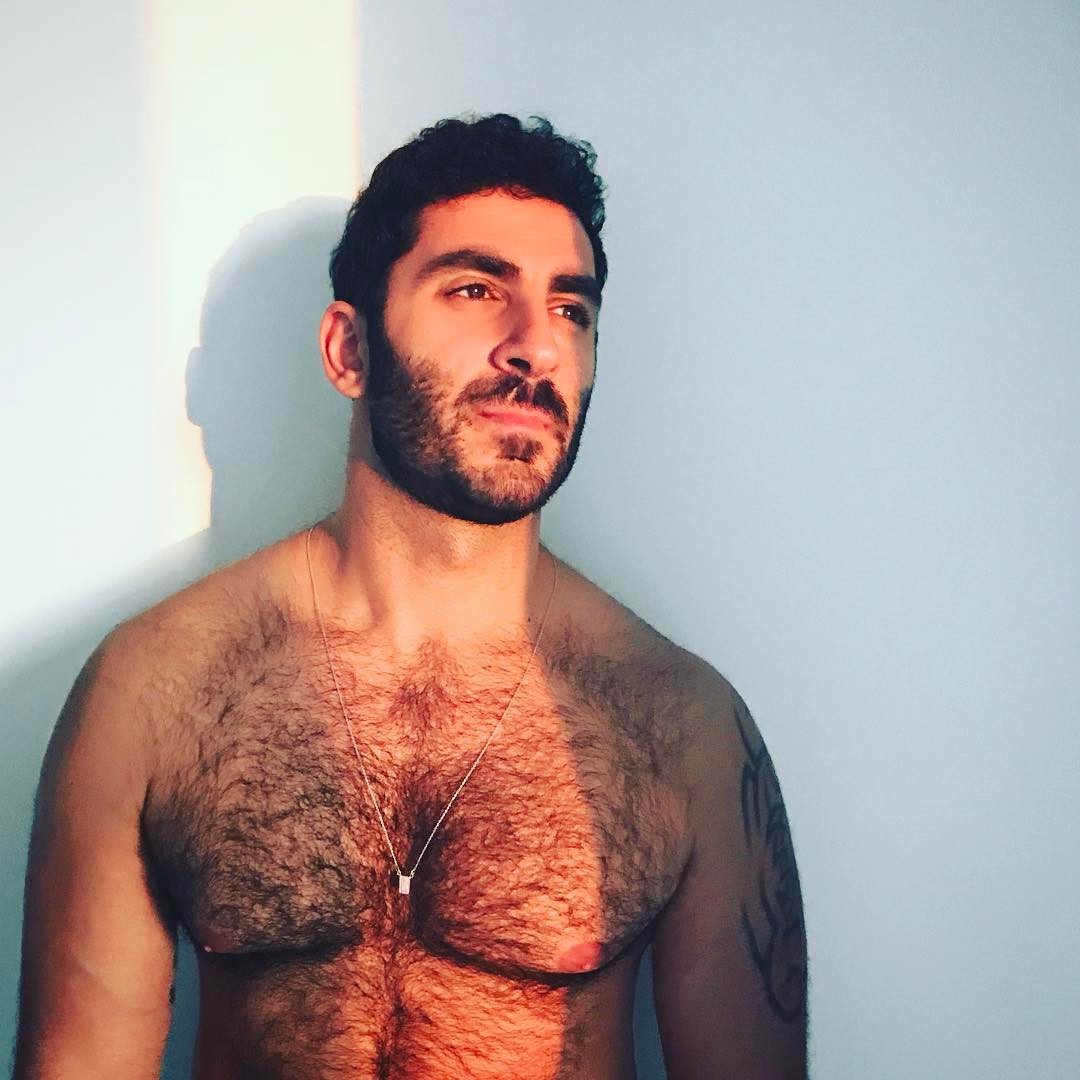 Follow my two hairy men blogs:http://sambrcln.tumblr.comhttp://hairysex.tumblr.com