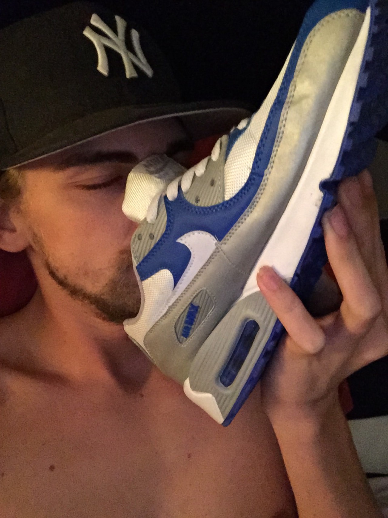 I&rsquo;m going to sell my smelly well worn size 10 AirMax. I fuck and lick and