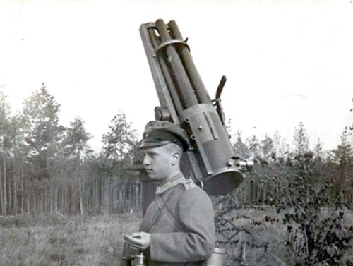 historicalfirearms: Anti-Aircraft Machine Guns of the Great War World War One saw the first widespre