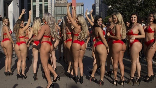 bosscandyshop:  BOSSCANDYSHOP TASTE THE RAINBOW  REBLOG or FOLLOW http://bosscandyshop.tumblr.com