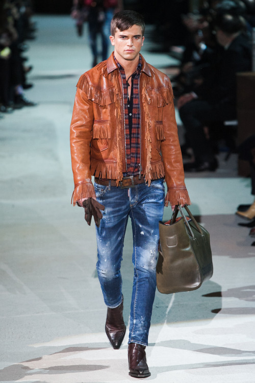 本物 正規品 ランウェイモデル ディースクエアードDSQUARED2 ジャケット・アウター