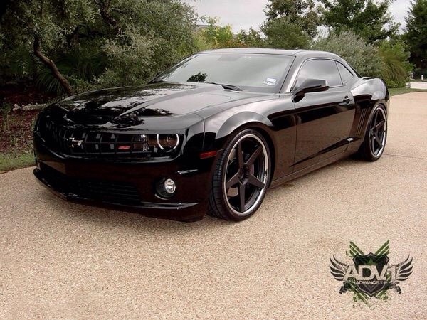hotamericancars:  Best of the American Car Scene Dailyhttp://hot-cars.org