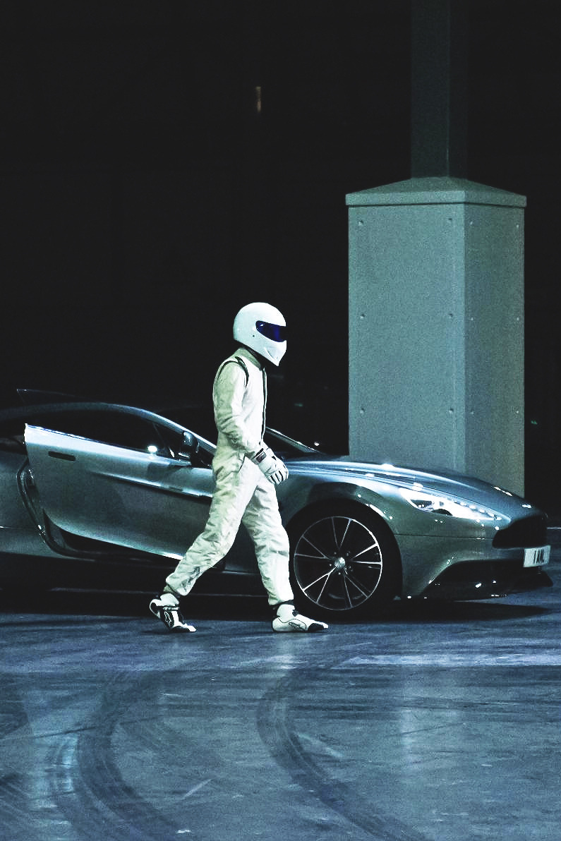 Aston Martin Vanquish 