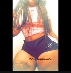 krissy-lusciousrose1:  Hood thick shorts