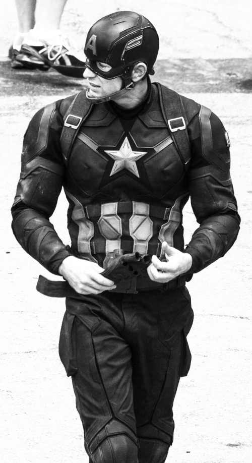 trendy-boys:
“ Chris Evans | Captain America | Steve Rogers
”