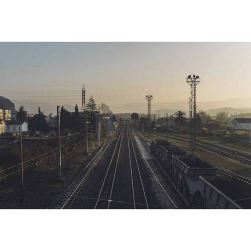 February 2016, Barreda, Cantabria....#spain #espana #cantabria #vanishingpoint #railroad #tr