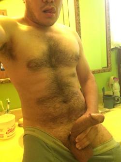 love-chest-hair:Hope this makes your Monday a lot better ;) …. http://bit.ly/1NPuFKl