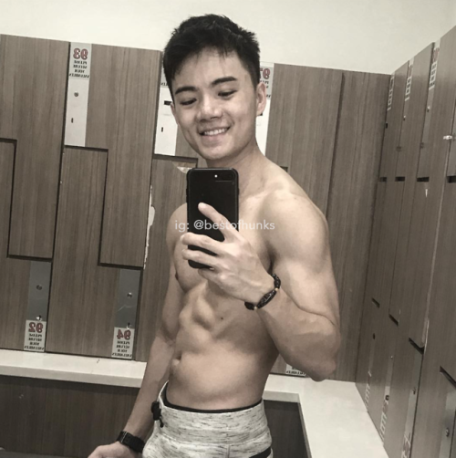 hotasianexposed: SG home boy, like to publicly showing off his body and of course his long and thick