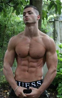 jockbeach:  http://jockbeach.tumblr.com